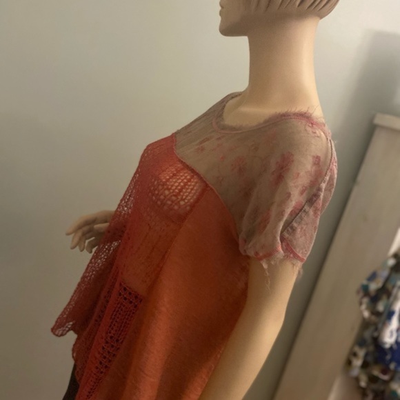 Bohemian 70’s style crochet Top by FREE PEOPLE 6 for $36 - Picture 2 of 8